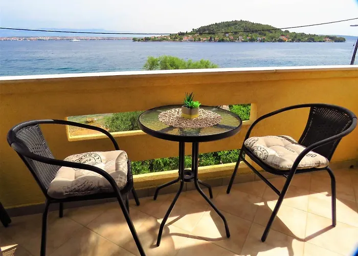 アパート For 4 Persons, By The Sea And With Beautiful View カリ