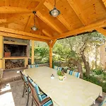 Apartmán For 4 Persons, By The Sea And With Beautiful View Kali