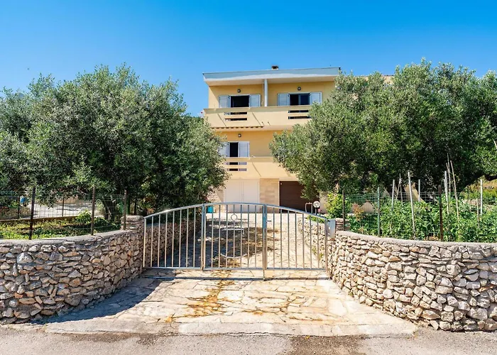 Apartman For 4 Persons, By The Sea And With Beautiful View Kali